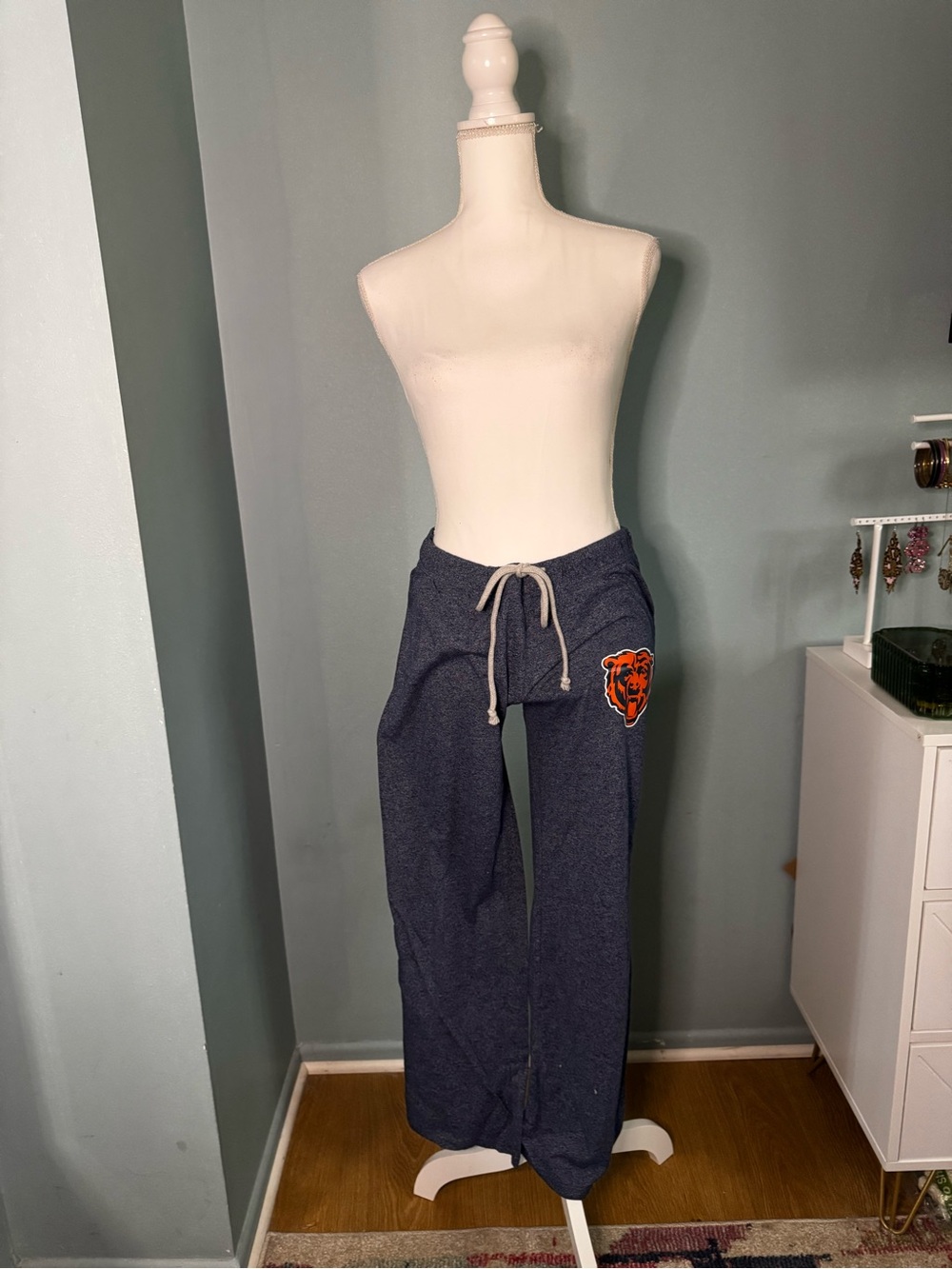 EUC Chicago Bears Women’s Lightweight Lounge Pajama Pants Medium